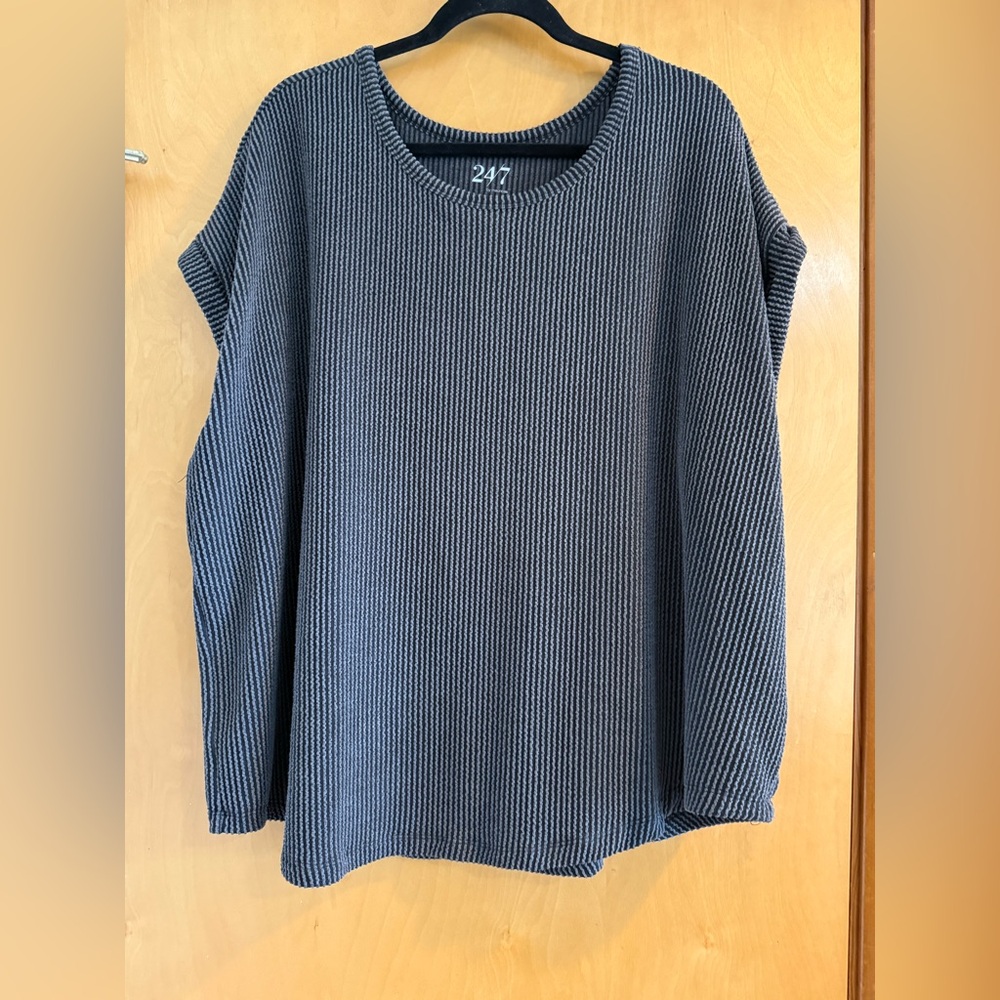 Maurices Black and Grey Ribbed Knit Top